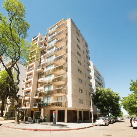 27 Suites Hotel