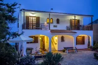 Villa Diamanti Hôtels à : Gefira