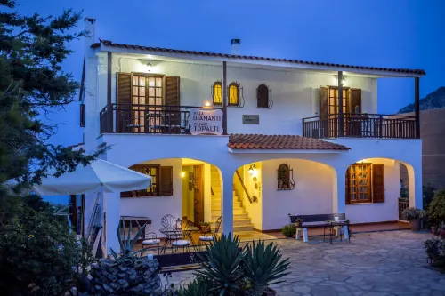 Villa Diamanti Hotels in Gefira