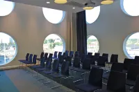 Quality Hotel Strawberry Arena