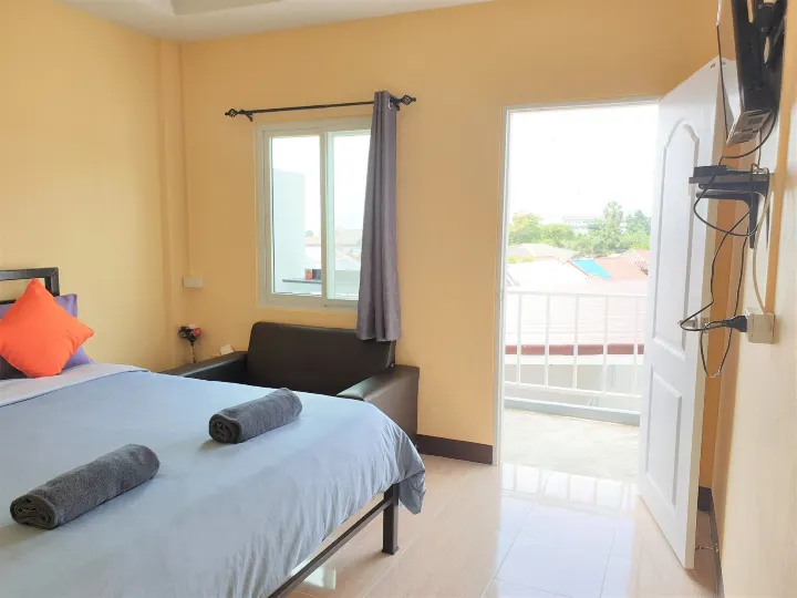 앳 더 비치 코란