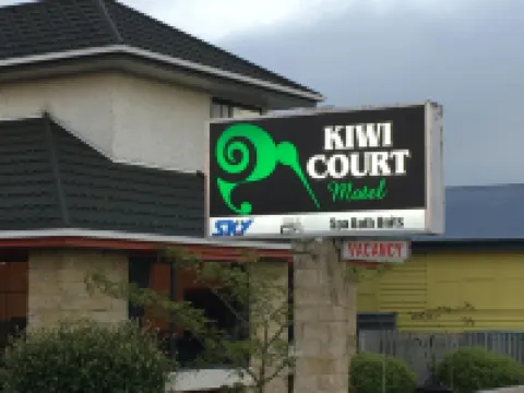 Kiwi Court Motel Hotels in Hawera