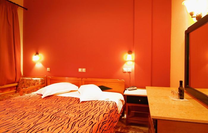 Hotel Varonos