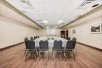 Grande Cache Inn & Suites