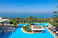 Oceanis Beach Hotel - Infinity Pools