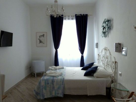 Clelia's Boutique Rooms & Suites