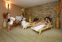 Crocus Apartments 310, 507 - Spa