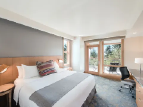 Cedarbrook Lodge Hotels in SeaTac