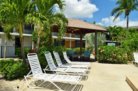 Dolphin Key Resort - Cape Coral Отели в г. Макгрегор