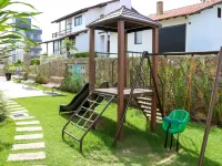 Ingleses Paradise Hotels near Santinho