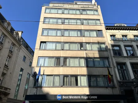 Best Western Hotel Royal Centre Отели рядом с достопримечательностью «St. Jean Baptiste au Beguinage»