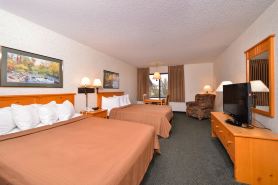 Kelly Inn and Suites Mitchell