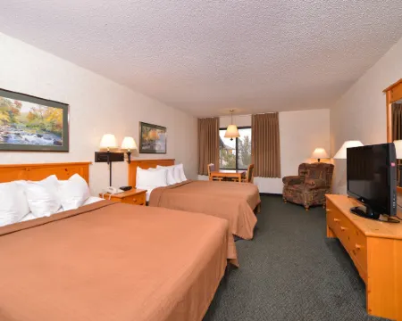 Kelly Inn and Suites Mitchell Hotels in Mitchell