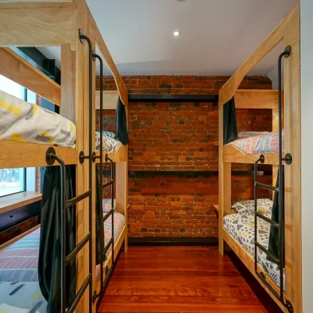 The Marion Hostel Отели рядом с достопримечательностью «Гора виктория»