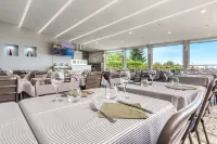 Hotel Prestige - breakfast