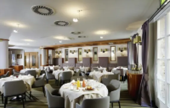 ホテル インスブルック