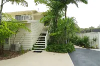 Debbie's Place Hotels in Rainbow Beach