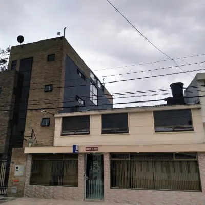 Hotel Confort Bogota Отели рядом с достопримечательностью «Парк развлечений Salitre Magico»