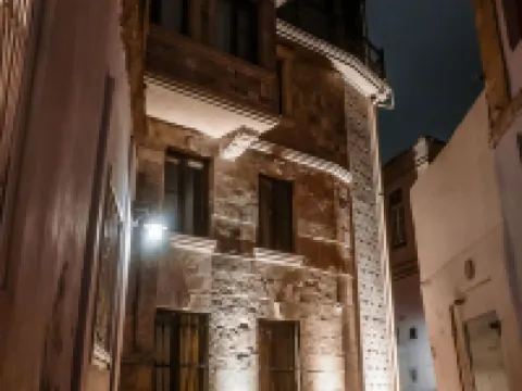 馬吉德酒店和餐廳 鄰近火焰塔的酒店