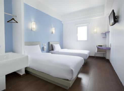 Amaris Hotel Bandara Soekarno Hatta