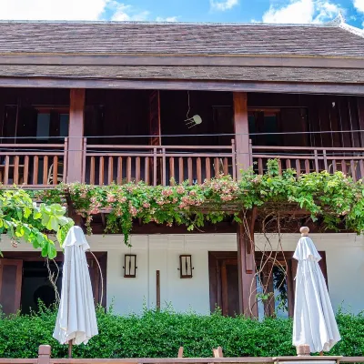 Villa Khili Namkhan Hotel dekat Kuil Wat Khili