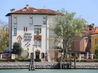 Hotel Russo Palace Hotels near Murano Island