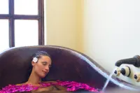 Guaycura Boutique Hotel, Beach Club & Spa - Hot Tub
