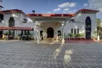 Khanvel Resort