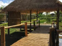 蘇拉特薩拜D度假村 西塔皮公園附近的飯店