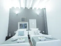 ホテル ブティック アリカンテ パラセテ S.XVII - 大人限定 エクスプラナーダ デ エスパーニャ周辺のホテル