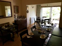 Milka's Hotels in Blackbird Leys