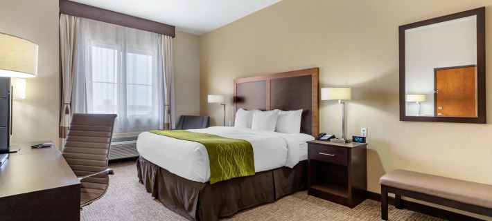 Comfort Inn & Suites Lakeside Hotéis em Eagle Pass