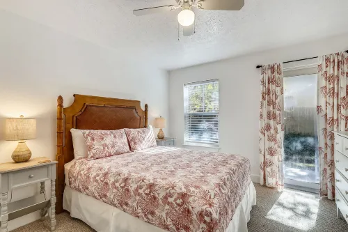 Casa Del Mar by Book That Condo - parking