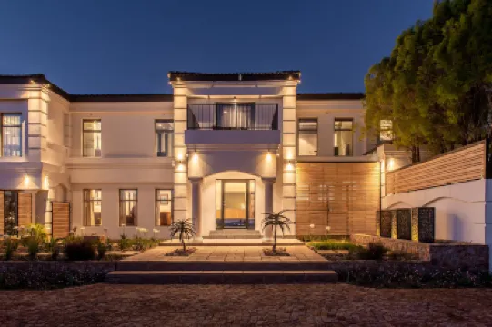 The Feather Hill Boutique Hotel فنادق في 