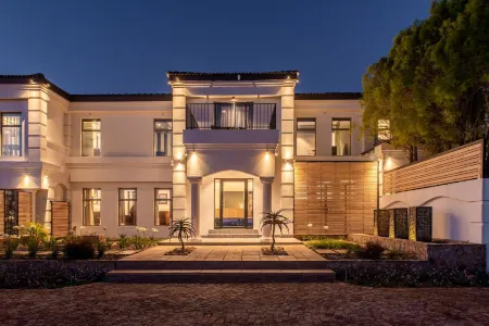 The Feather Hill Boutique Hotel