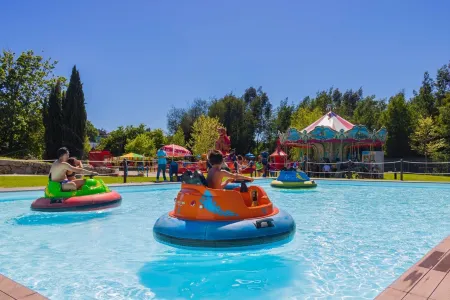 Casa Petisqueira 88-Paredes-Oporto Отели в г. Собраду