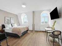 Limehome Düsseldorf Bahlenstr. Hotels near Benrath