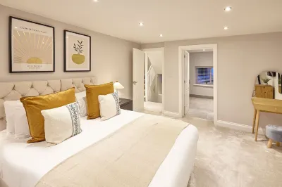 Host & Stay- Graham House Hotels near M&S Foodhall