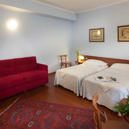 Hotel Mariani Отели в г. Ези