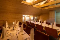 De Gamlas HEM Hotel & Restaurant - พร้อมอาหารเช้า