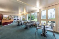 Brit Hotel le Parc Vichy