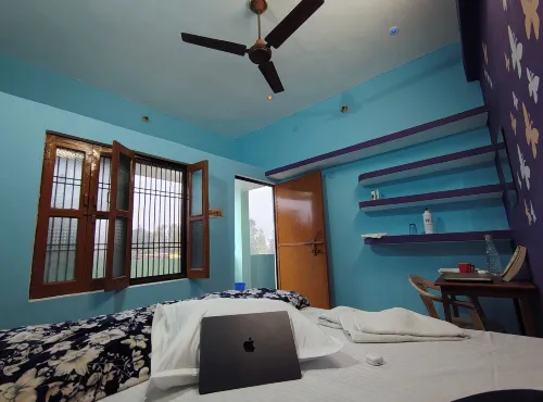 Sneh Homestay Hotels in Kotsarai