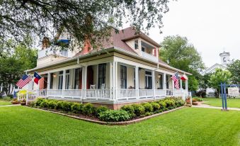 Kennedy Manor B&B
