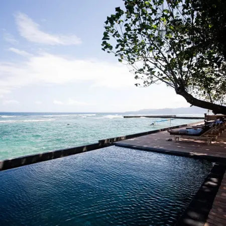 D'Tunjung Resort & Spa Отели рядом с достопримечательностью «Пляж Вайт-Сэнд»