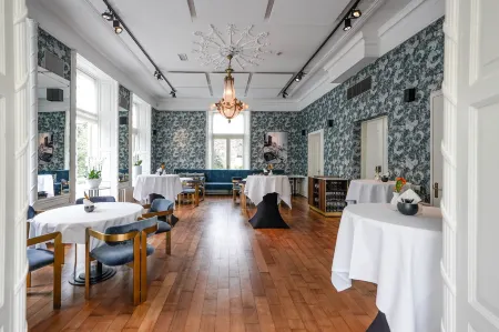 Central Park Voorburg - Relais & Chateaux Отели в г. Зутермер