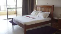 Lake Breeze House