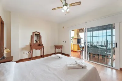 Rural House Tijoco Bajo & with Jacuzzi Adeje Hotels near Mirador Punta del Roque