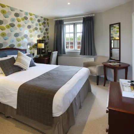 The Bell Inn Hotel Hotels in New Forest District
