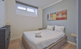 Jamor Terrace by Homing