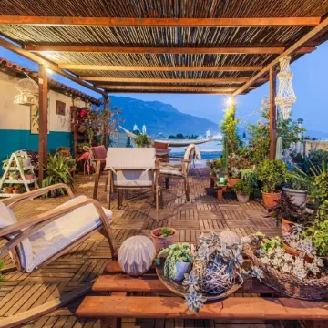 Chic Loft with Roof Garden and Panoramic View